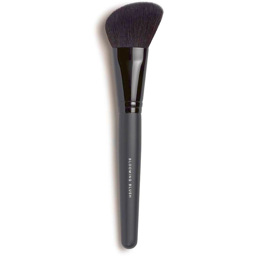 bare-minerals-blooming-blush-brush