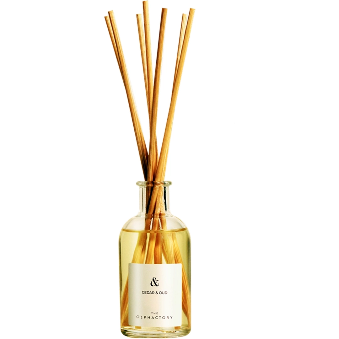 the-olphactory-cedar-oud-reed-diffuser-100ml